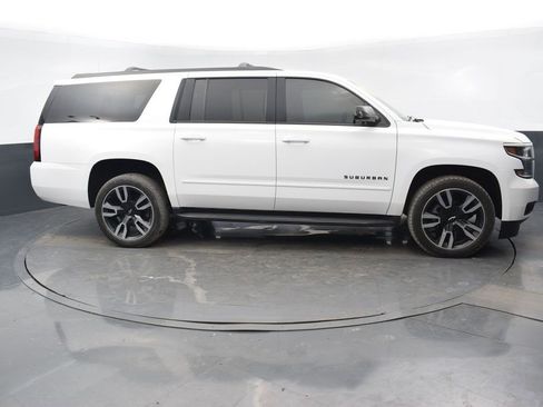 Used 2019 Chevrolet Suburban Premier image 7