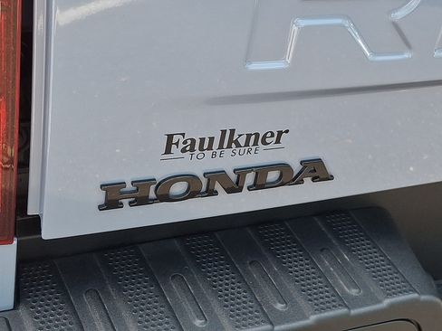 Used 2026 Honda Ridgeline Black Edition image 32