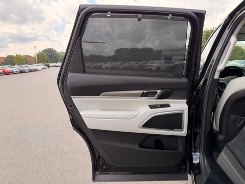 Used 2022 Kia Telluride EX FWD image 17