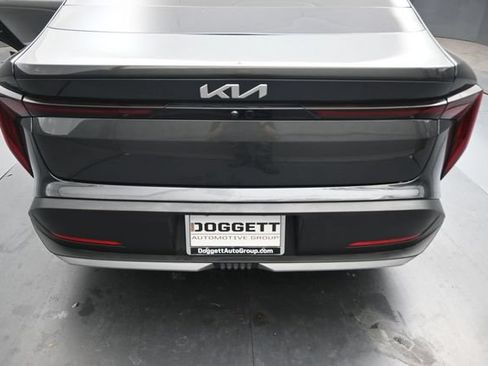 Used 2025 Kia K4 FWD image 23