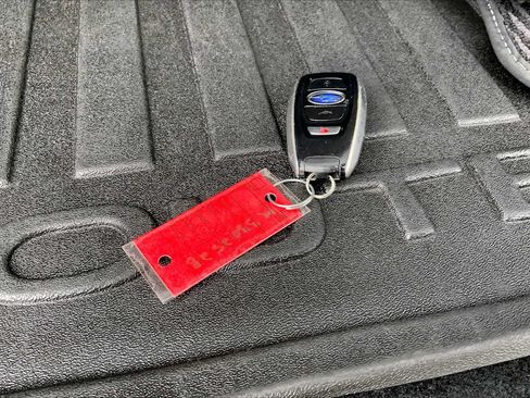 Used 2019 Subaru Outback 2.5i Limited AWD/4WD image 15