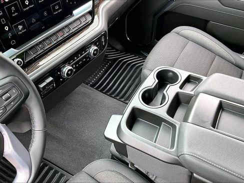 Used 2025 GMC Sierra 1500 Elevation w/ X31 Off-Road Package AWD/4WD image 15