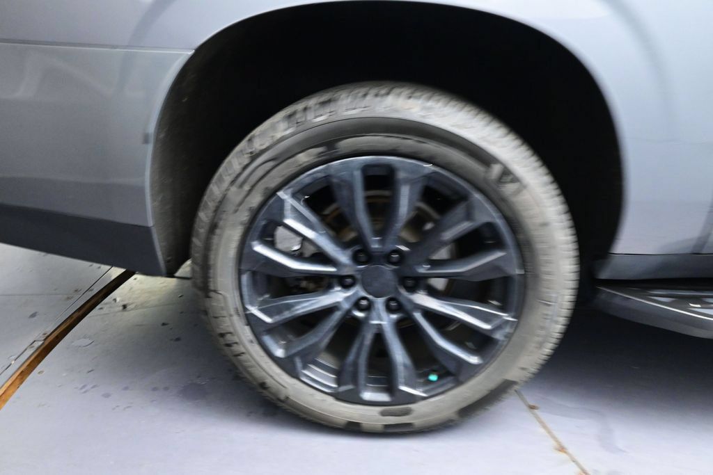 Used 2021 GMC Yukon XL Denali AWD/4WD image 17