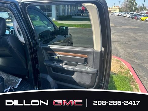 Used 2017 RAM 1500 Laramie AWD/4WD image 17