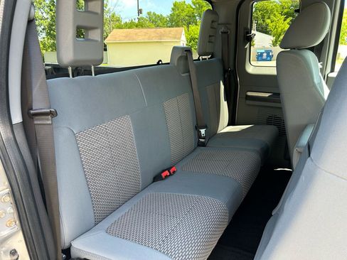 Used 2011 Ford F350 XLT w/ XLT Interior Pkg AWD/4WD image 17