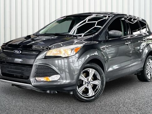 Used 2016 Ford Escape SE FWD image 3