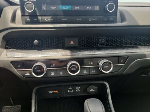 Certified 2023 Honda CR-V EX image 31