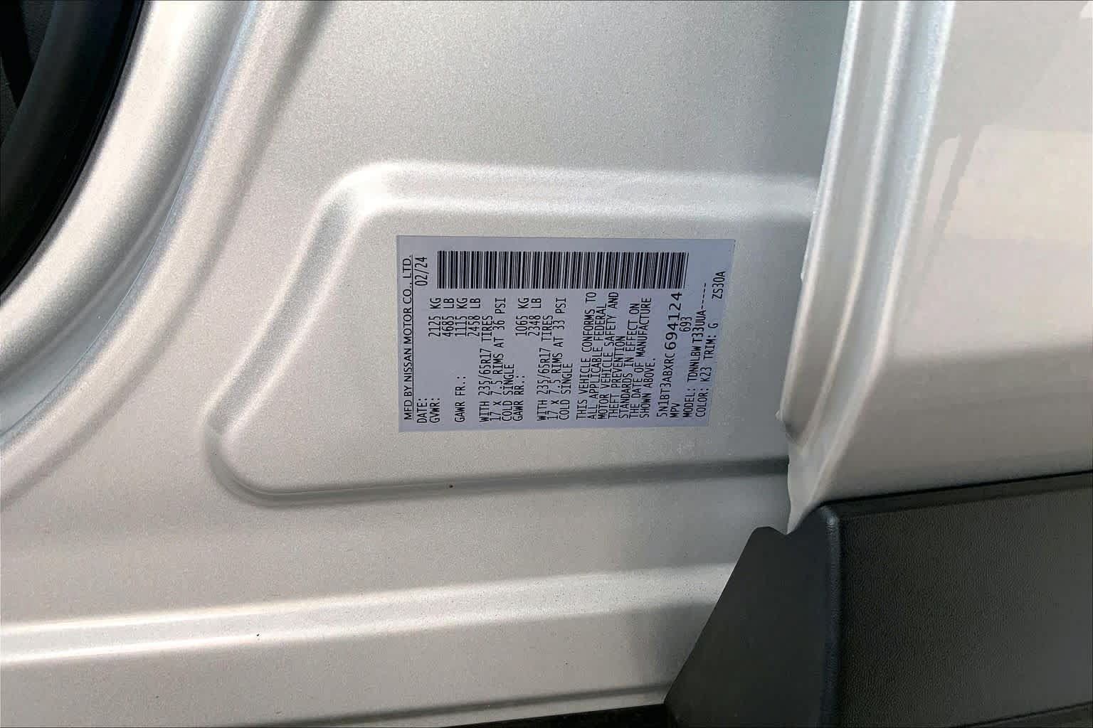 Used 2024 Nissan Rogue S AWD/4WD image 34