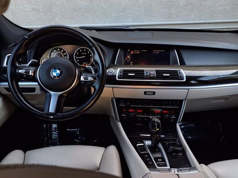 Used 2017 BMW 550i Gran Turismo xDrive image 18