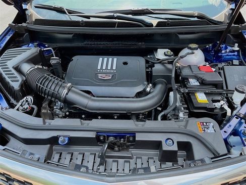 New 2025 Cadillac XT5 Luxury image 30