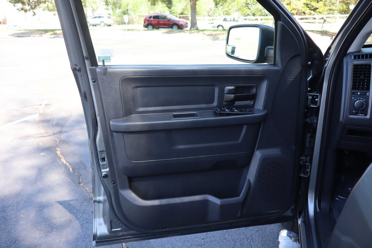 Used 2011 RAM 1500 ST w/ ST Popular Equipment Group AWD/4WD image 23