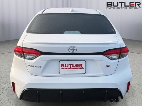 New 2026 Toyota Corolla SE FWD image 5