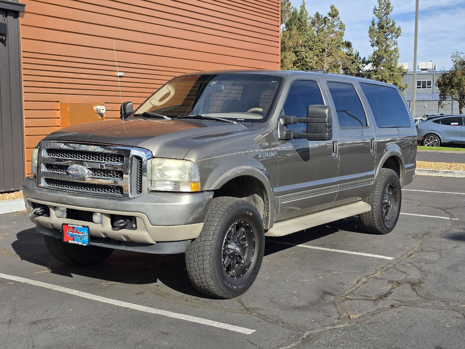 Used 2004 Ford Excursion Eddie Bauer AWD/4WD image 1