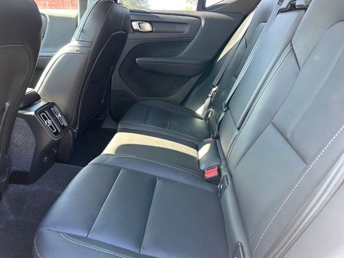 Used 2025 Volvo XC40 B5 Core w/ Protection Package Premier AWD/4WD image 15