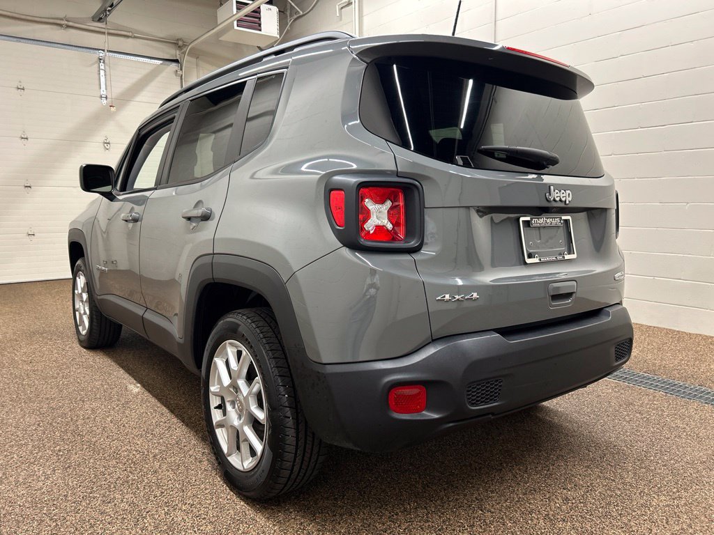 Used 2021 Jeep Renegade Latitude AWD/4WD image 4