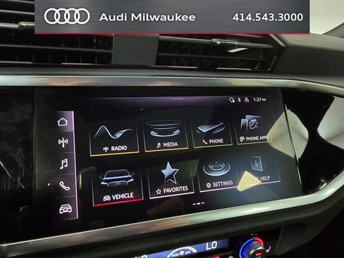 Used 2023 Audi Q3 2.0T Premium w/ Convenience Package AWD/4WD image 24