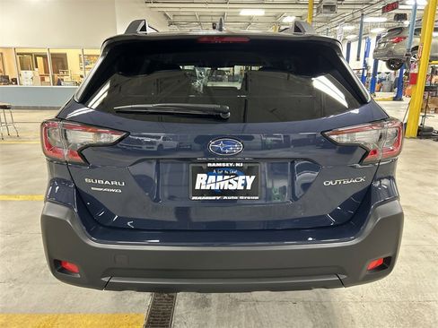Certified 2025 Subaru Outback Premium image 25