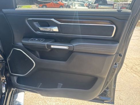 Used 2022 RAM 1500 Laramie AWD/4WD image 36