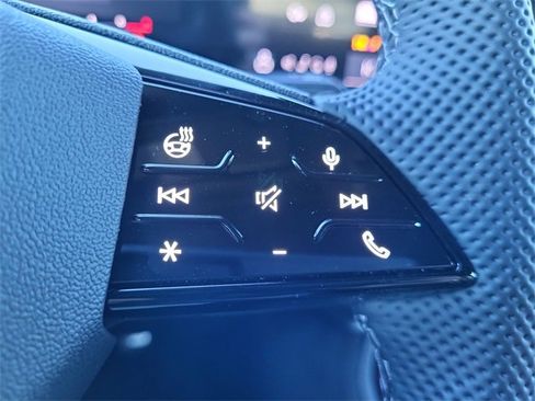 New 2025 Audi SQ5 Premium Plus image 23