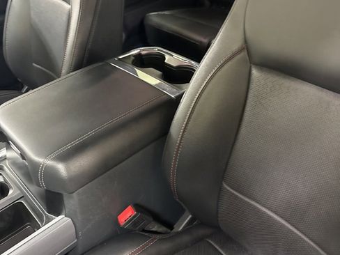 Used 2024 Ford F350 Lariat w/ Black Appearance Package image 16