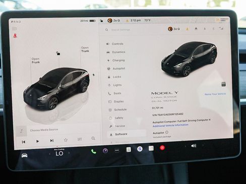 Used 2024 Tesla Model Y Long Range image 24