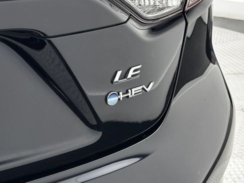 Used 2026 Toyota Corolla LE AWD/4WD image 10