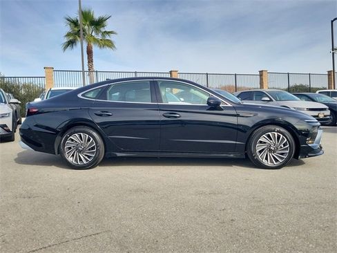 New 2026 Hyundai Sonata Limited image 27