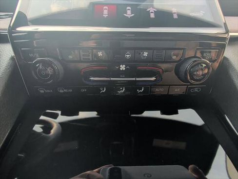 Certified 2024 Jeep Grand Cherokee Summit AWD/4WD image 23