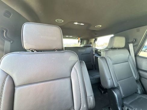 Certified 2025 GMC Yukon Denali image 26