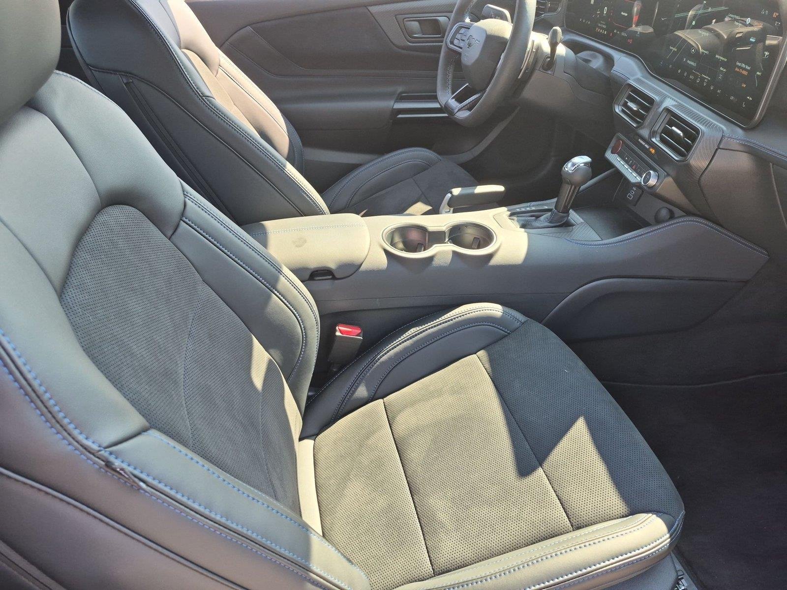 Used 2026 Ford Mustang Dark Horse RWD image 36