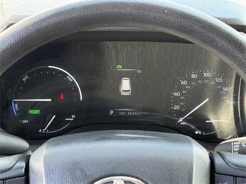 Used 2024 Toyota Sienna LE image 16