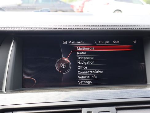 Used 2016 BMW 550i xDrive Sedan AWD/4WD image 24