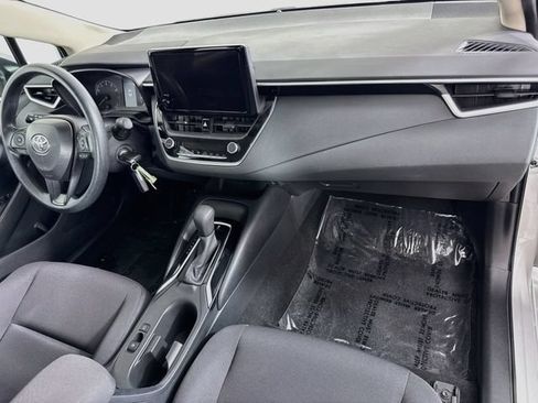 Used 2024 Toyota Corolla LE FWD image 28