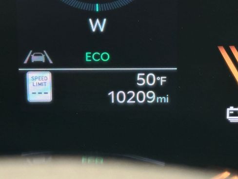 Used 2025 Kia Sorento EX image 18