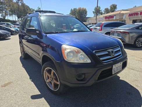 Used 2005 Honda CR-V LX image 3