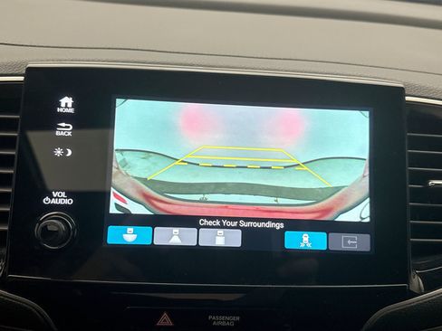 Used 2023 Honda Passport EX-L image 15