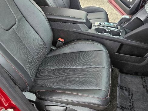 Used 2011 Chevrolet Equinox LTZ FWD image 26