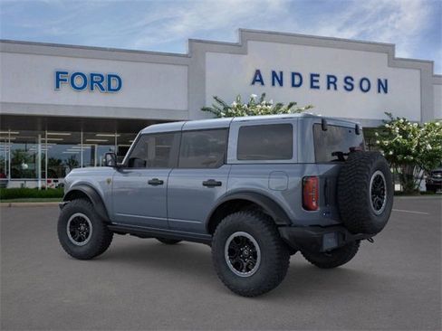 New 2025 Ford Bronco Badlands image 4