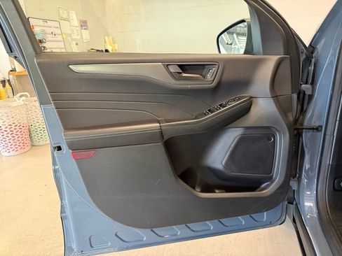 Used 2023 Ford Escape Active AWD/4WD image 15