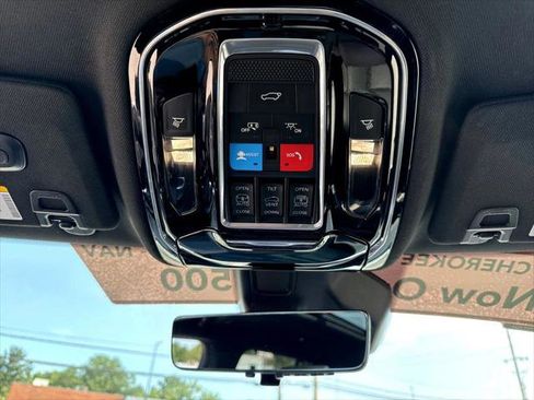 Certified 2024 Jeep Grand Cherokee Overland w/ Advanced Protech Group III image 23