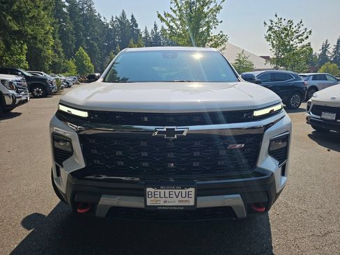 New 2026 Chevrolet Traverse Z71 w/ Enhanced Driving Package AWD/4WD image 2