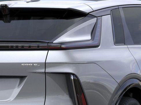 New 2025 Cadillac Lyriq Sport image 12