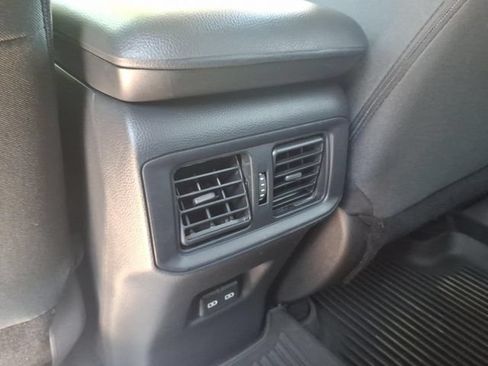 Used 2024 Toyota RAV4 XLE w/ Convenience Package FWD image 8