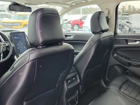 Used 2024 Ford Edge SEL w/ Convenience Package image 23