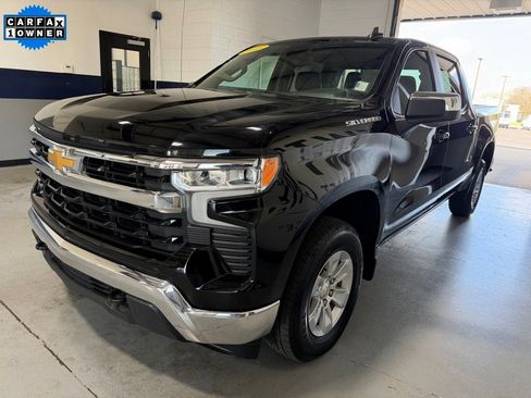 Used 2025 Chevrolet Silverado 1500 LT image 34