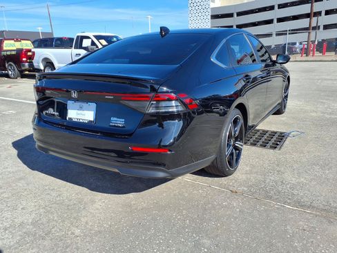 Used 2024 Honda Accord Sport image 24