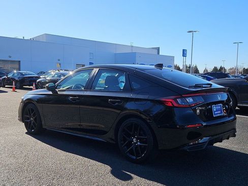 Used 2024 Honda Civic Sport image 25