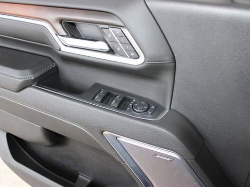 Used 2024 GMC Sierra 2500 Denali w/ Denali Reserve Package image 26