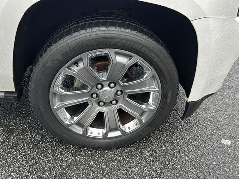 Certified 2016 GMC Yukon Denali w/ Open Road Package image 37