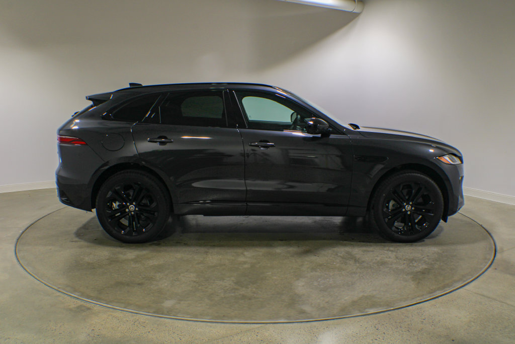 New 2026 Jaguar F-PACE R-Dynamic S AWD/4WD image 7